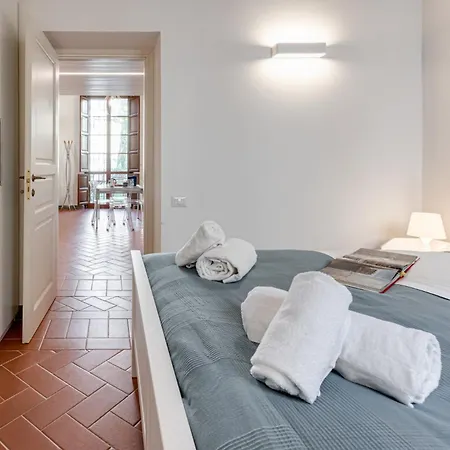 Apartment Tommy - Sweet Dreams In